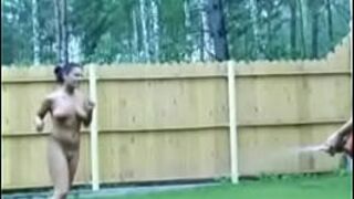 Голый лагерь - порно видео