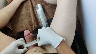 Промежуточная помпа для пениса - порно видео