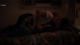 Хлоя Грейс Моретц - неправильное образование Кэмерон Пост - порно видео