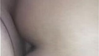 Лижу горячую задницу на четвереньках - порно видео