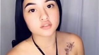 МАРИЯ ГИЛЬ ПУТА ВЕНЕКА ГОВОРЯЕТ О СВОЕЙ КУРТКЕ И ЕГО ПОРНО ВИДЕО - порно видео