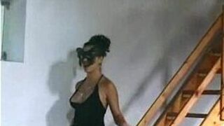 Анальные оргии с волосатой киской на фестивале свингеров, троя - порно видео