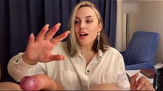 Дрочка от лучшей мачехи в мире - порно видео