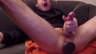 СУПЕР МАССИВНЫЙ КОНЧИЛ С АНАЛЬНЫМ ОРГАЗМОМ - порно видео