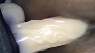 Трахаю своего парня страпоном на дилдо - порно видео