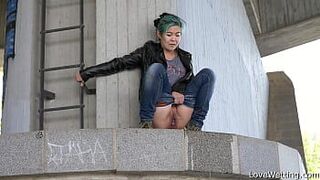 Акаша - сцена с писсингом - порно видео