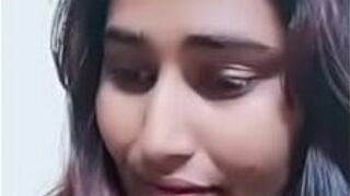 Свати наиду делится своим новым номером приложения для секс-видео - порно видео